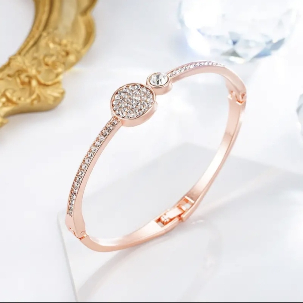 Bangle - Picture 3 of 5